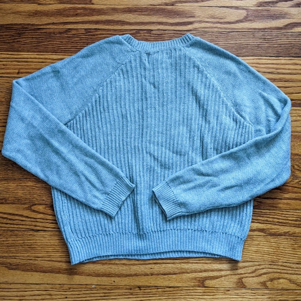 Aeropostale Light Gray Knit Ribbed Sweater - Picture 2 of 8